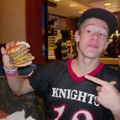 Profile Picture of Justin Vickerman (@VICK_MAYNE) on Twitter