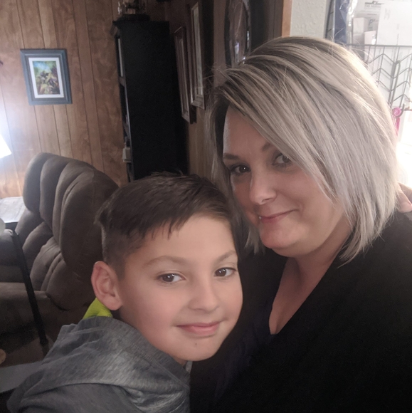 Profile Picture of Sheila Raper (@sheilar624) on Poshmark