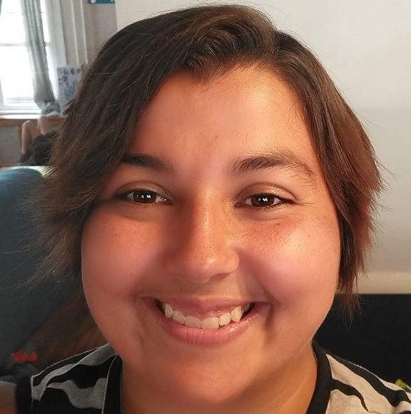 Profile Picture of Danie Raddings (@shake_diggies) on Poshmark