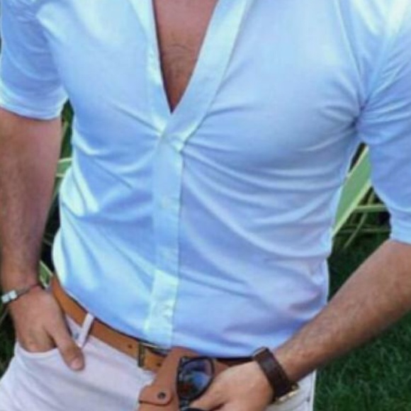 Profile Picture of Vik Krips (@hot2date) on Poshmark