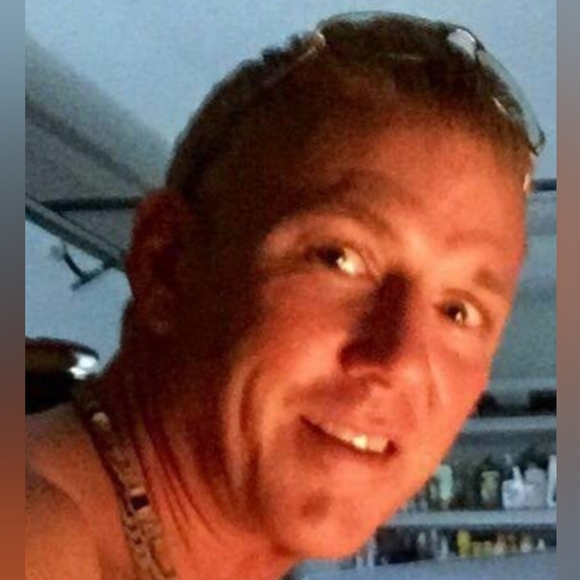 Profile Picture of Randy Haynes (@randy66) on Poshmark