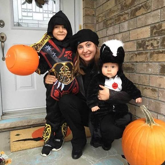 Profile Picture of Lauren Schleicher (@lschlei) on Poshmark