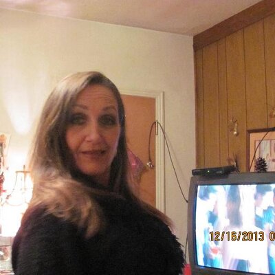 Profile Picture of Olivia (@padavick_matt) on Twitter