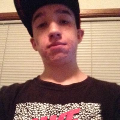 Profile Picture of Benjydaking (@BenG420smoker) on Twitter