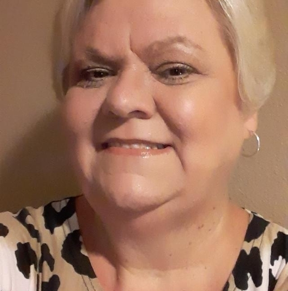 Profile Picture of Rhonda Alexander giovengo (@rhonda) on Poshmark