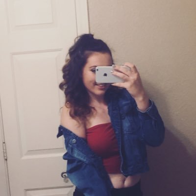 Profile Picture of Ashley Tschida (@ash_cheetah) on Twitter