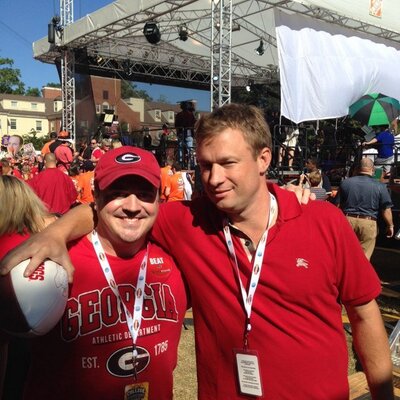 Profile Picture of Joey Pettit (@joey_pett) on Twitter