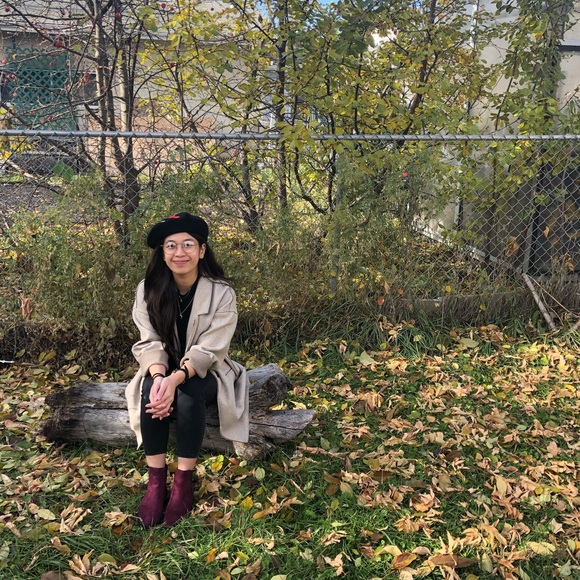 Profile Picture of Jemie Cantos (@jemiecantos) on Poshmark