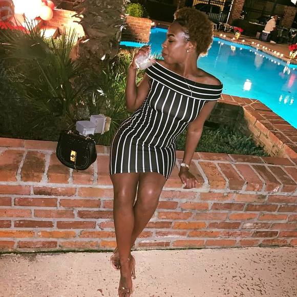 Profile Picture of Ashlee Knighten (@ashleekni) on Poshmark