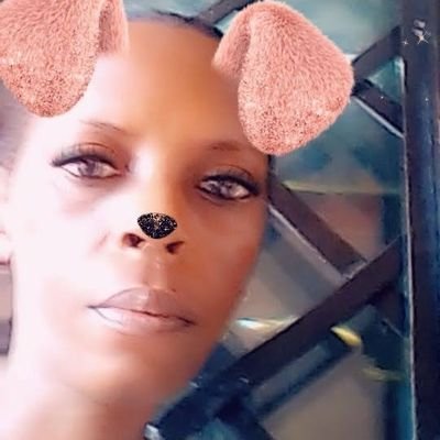 Profile Picture of Yvonne Sinclair Sinclair (@YvonneSinclai18) on Twitter