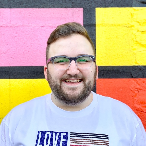 Profile Picture of Dustyn Hall (@dustynhall1) on Poshmark
