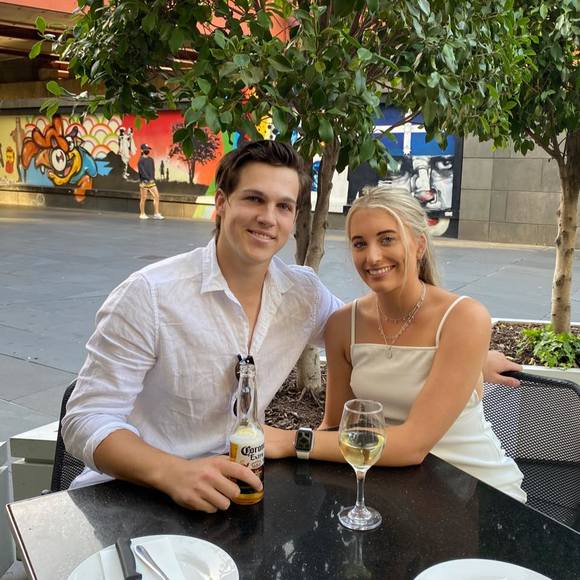 Profile Picture of Kristen Moroney (@kristenmoroney) on Poshmark