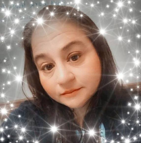 Profile Picture of Kellie Huth lane (@kjlane3307) on Poshmark