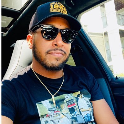 Profile Picture of Long. Live. Val. (@WKing_jr) on Twitter
