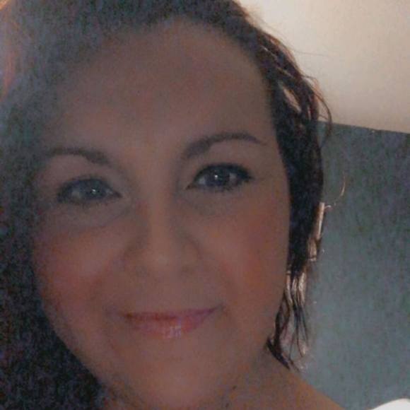 Profile Picture of Heather Pruitt (@heatherpruitt80) on Poshmark