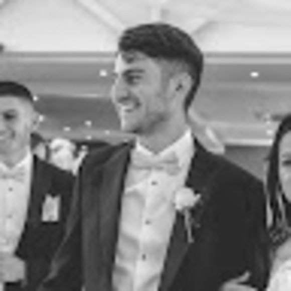 Profile Picture of Andreas Stassi (@andreasstassi) on Poshmark