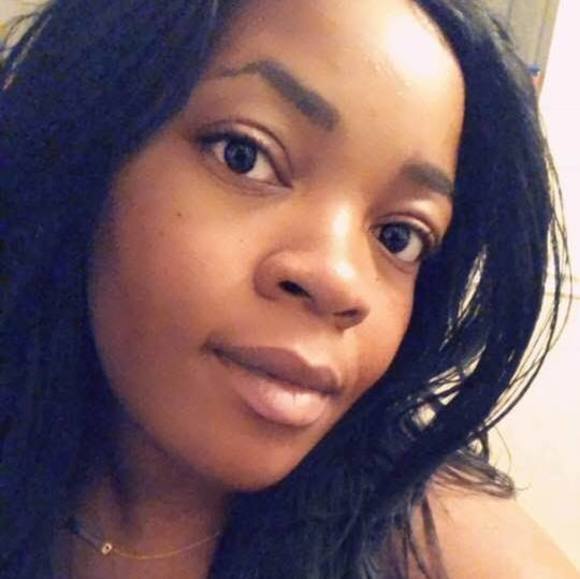 Profile Picture of Talene Mack (@talene) on Poshmark