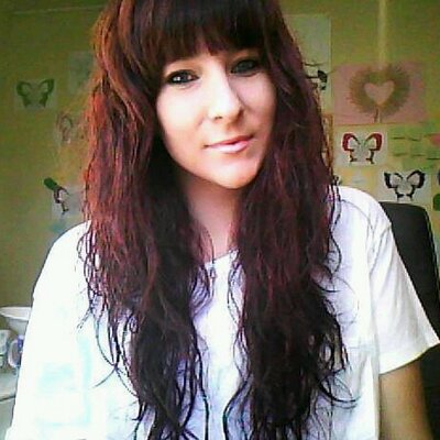 Profile Picture of Sara Tutty (@sezzi03) on Twitter