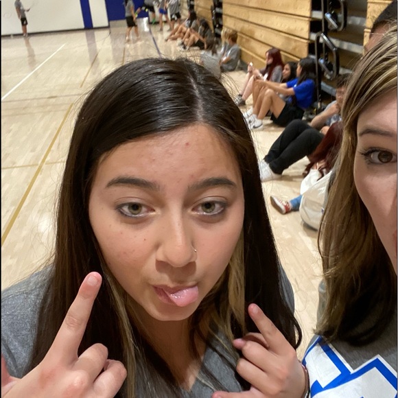 Profile Picture of Jasmine Jacobo (@jasminejacob352) on Poshmark