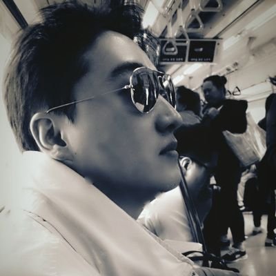 Profile Picture of Luis Chu (@luistobi) on Twitter