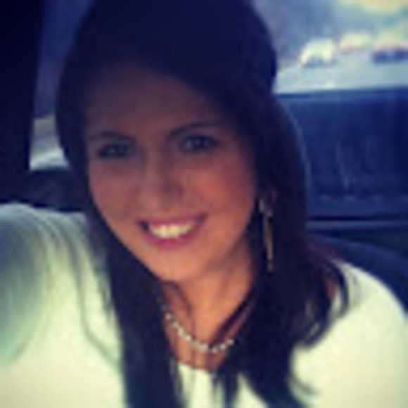 Profile Picture of Barbara Creel (@becreel88) on Poshmark