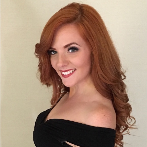 Profile Picture of Alicia Mendonza (@aliciamendonza) on Poshmark