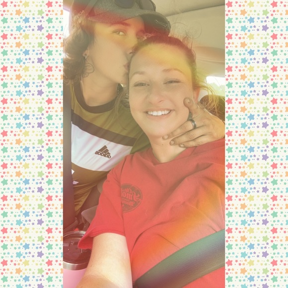 Profile Picture of Katelyn Everett (@katelyn93usc) on Poshmark