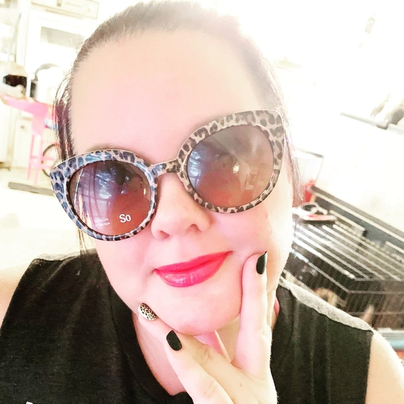 Profile Picture of Rebekah Lloyd-lohr (@beauty7542) on Poshmark