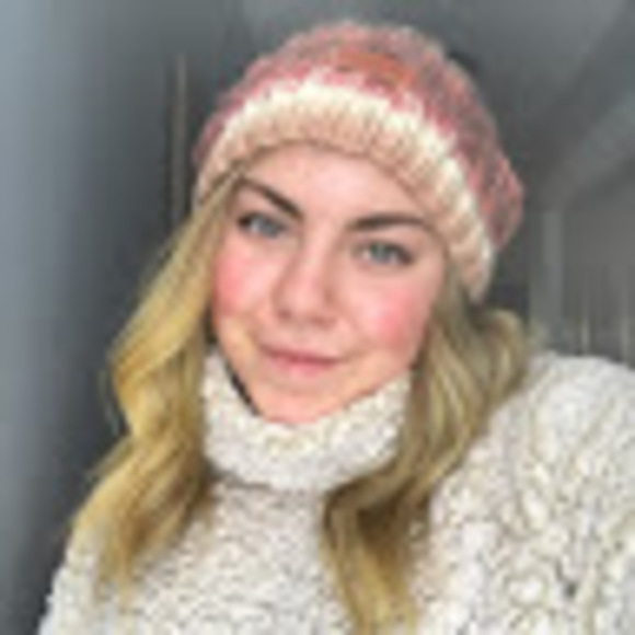 Profile Picture of Madison Fancey (@madisonfancey) on Poshmark