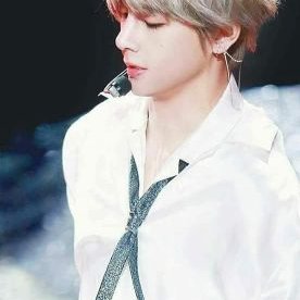 Profile Picture of Kim Taehyung (@LuThanhThy3) on Twitter