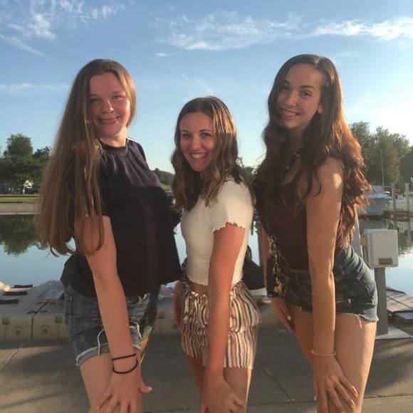 Profile Picture of Madison Reisenauer (@maddyp124) on Poshmark