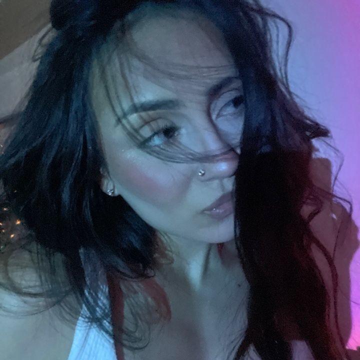 Profile Picture of F⭐️🌺🐬 (@feliciavigil_) on Tiktok
