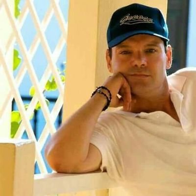 Profile Picture of GEORGE MALLIS (@george_mallis) on Twitter