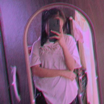 Profile Picture of Eljeyy🥀 (@LovelyPiloneo) on Twitter