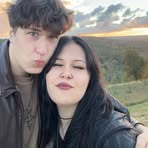 Profile Picture of Paula Linde (@simplisticaura) on Facebook