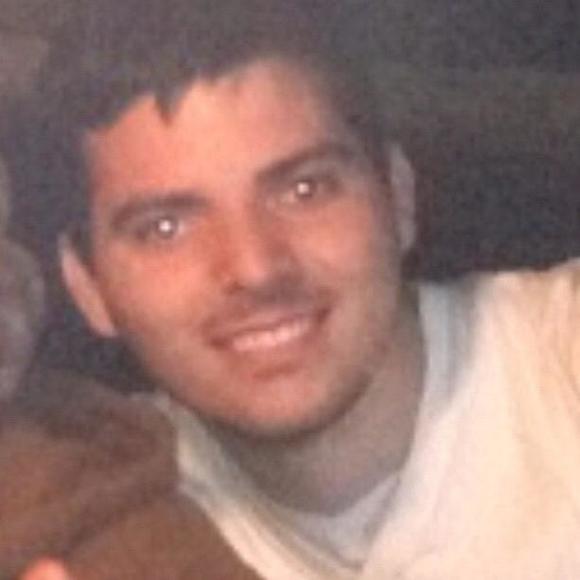 Profile Picture of Luis Guzman (@louis_live) on Poshmark