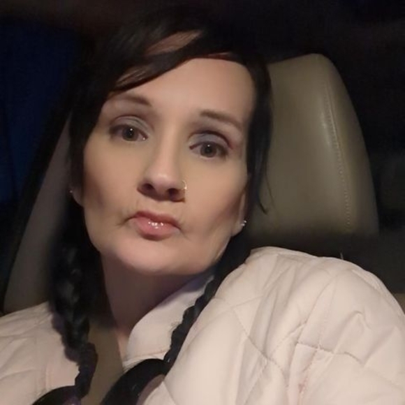 Profile Picture of Chrisjeana Ironshell (@chrisjeana23) on Poshmark