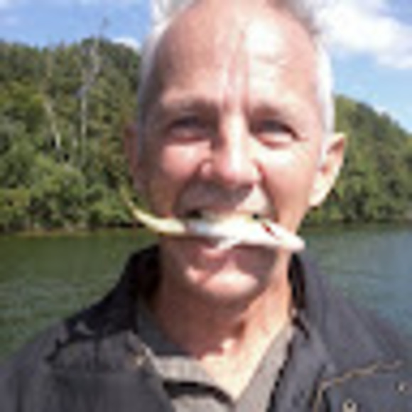 Profile Picture of Joseph Joo (@joeschevy21962) on Poshmark
