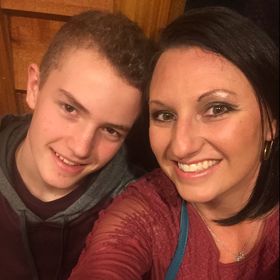 Profile Picture of Loralee Bartlett (@loralogan11) on Pinterest