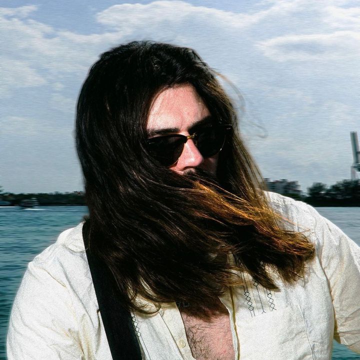 Profile Picture of BLAKE (@officialblakethompson) on Tiktok