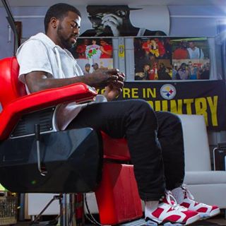 Profile Picture of Lawrence Moore (@tattoosbyel) on Facebook