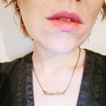 Profile Picture of Amy Roberts (@amyrobertswritesuglywords) on Instagram