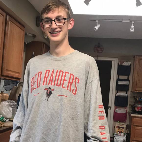 Profile Picture of Anne Claspell (@amc012277) on Poshmark