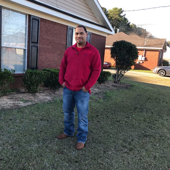 Profile Picture of Adrian Williams (@adrianwillia923) on Poshmark