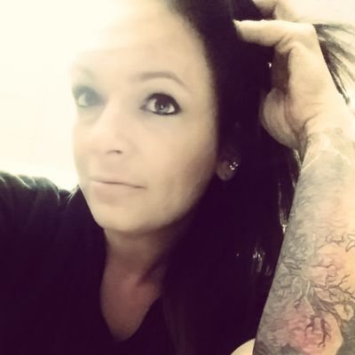 Profile Picture of Andrea GULLING (@whatuuuuupp) on Twitter