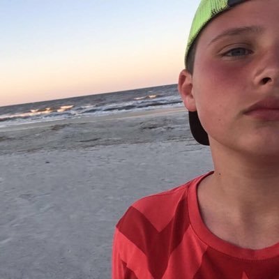 Profile Picture of Hunter Dobbs (@dobbs_dobbs03) on Twitter