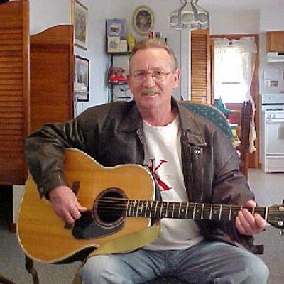 Profile Picture of Jimmy Hilliard (@Jimmyboy4u2) on Twitter