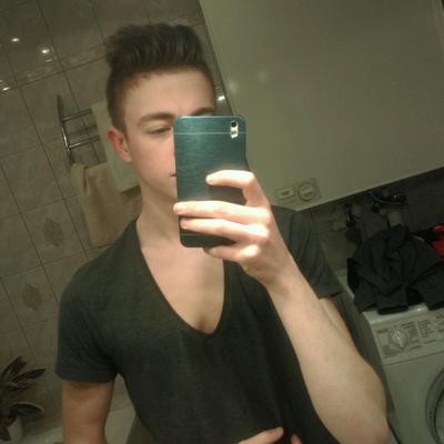 Profile Picture of Oliver Steiner (@oliversteiner17) on Twitter