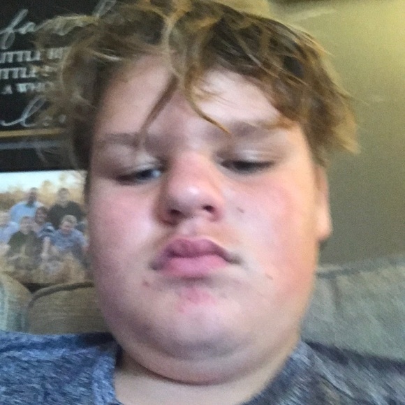 Profile Picture of Matthew Davidson (@tallguy5) on Poshmark