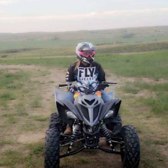 Profile Picture of Kendra Peek (@kp15637) on Poshmark